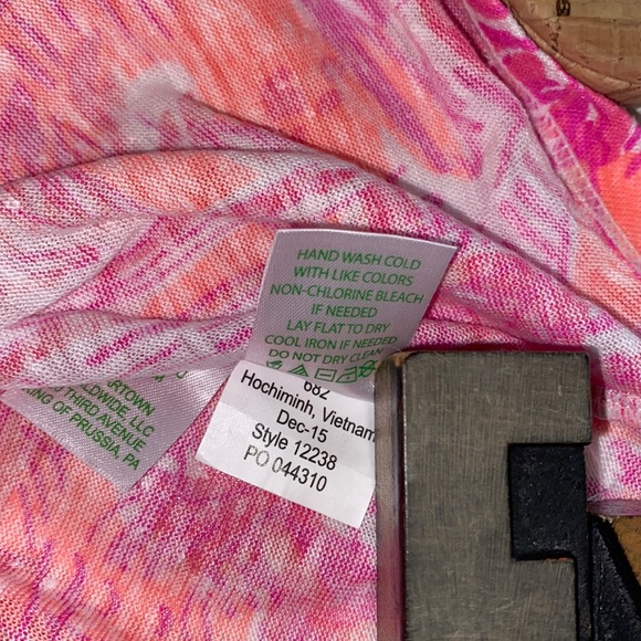 🌴LILLY PULITZER ‘Duval’ Notch Neck Linen Top in Cheeky Melon Rule Breakers - Picture 12 of 12